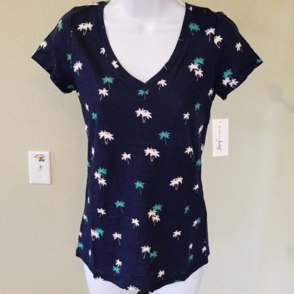 NWT. Maison Jules Top - Picture 1 of 7